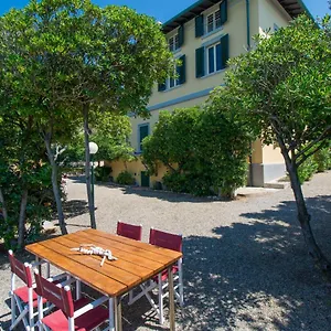 villa-tamerici-100s.it-tuscanyhotel.com/