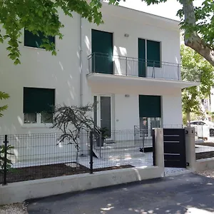 villa-lina-rimini.riccione-hotels.org/